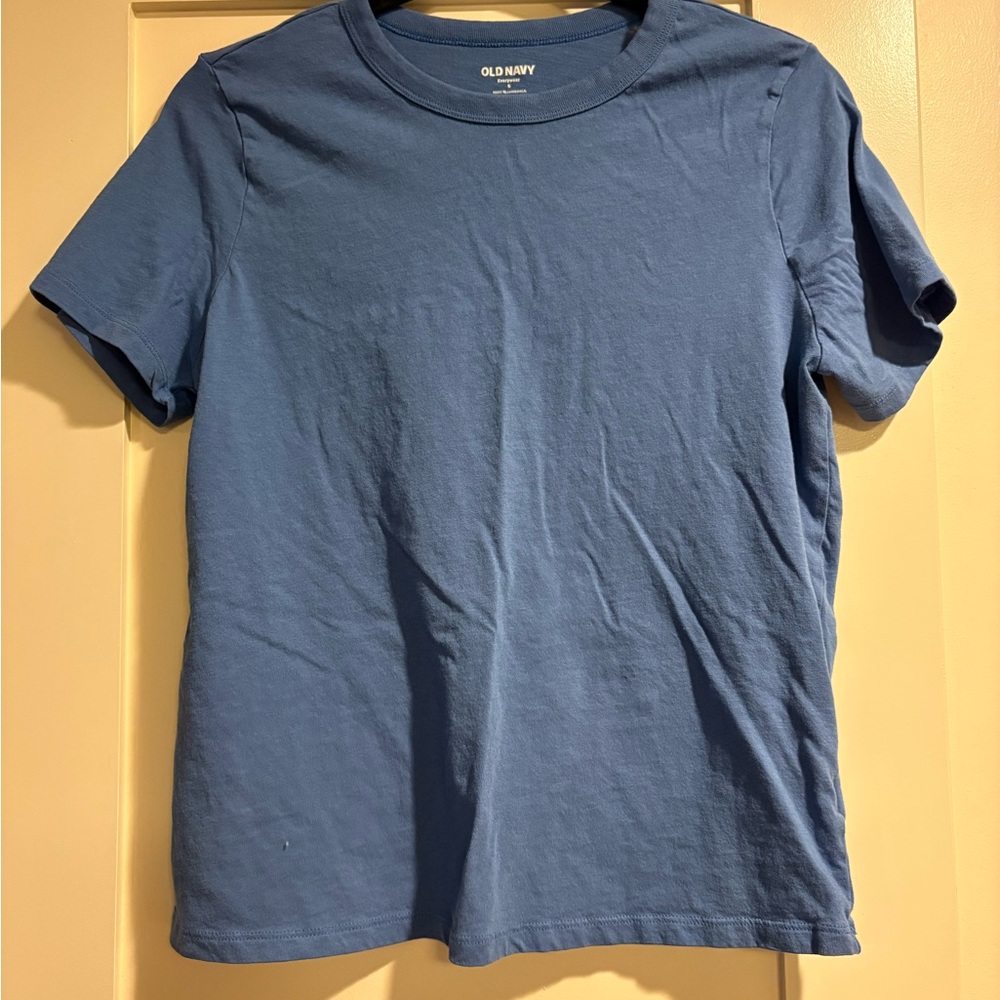Old Navy EveryWear Crew-Neck T-Shirt Size S